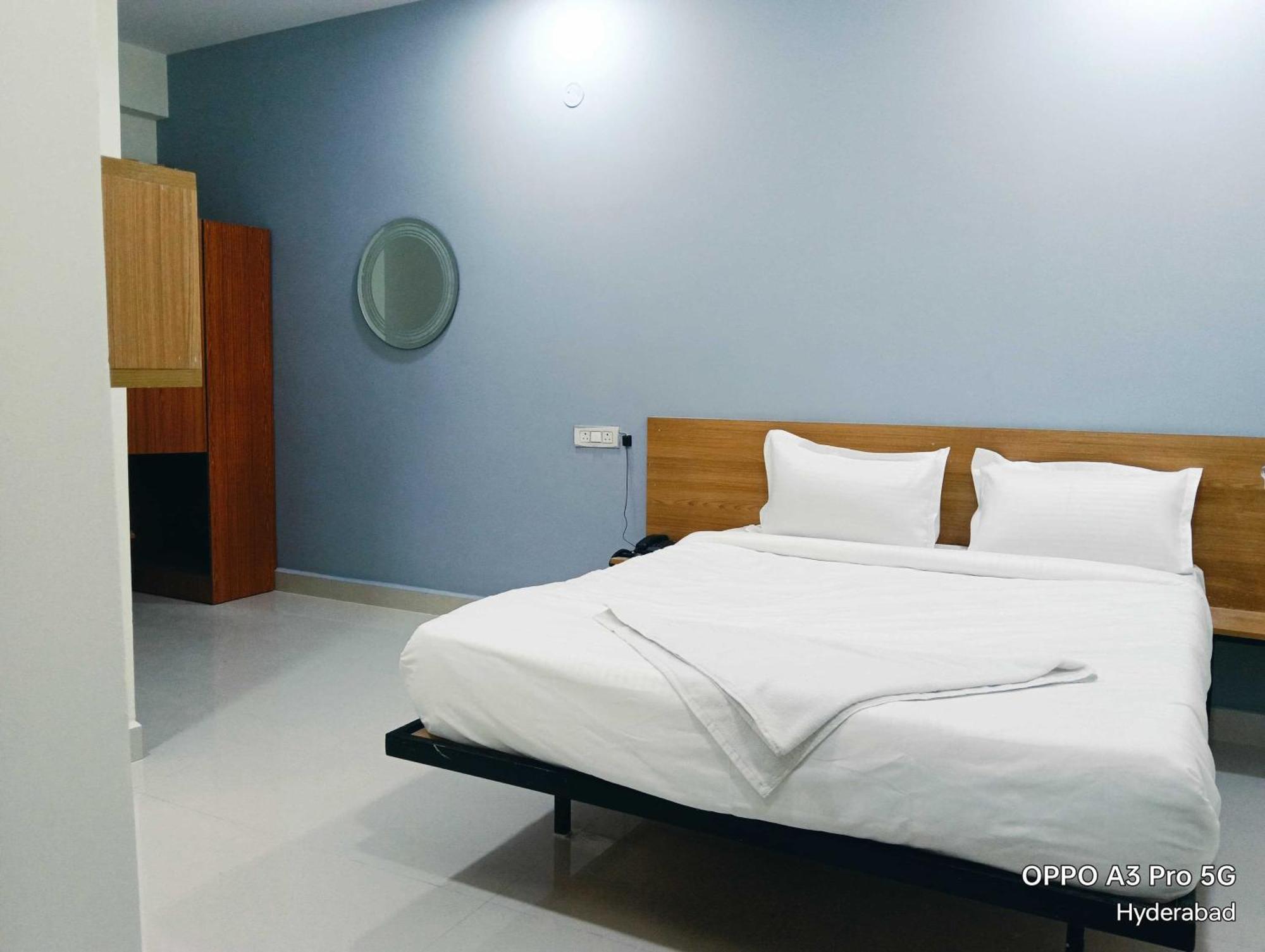 Hotel Townhouse Hayath Nagar Near Deer National Park